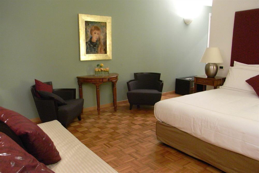 Albergo Del Sole Porto Valtravaglia Eksteriør billede
