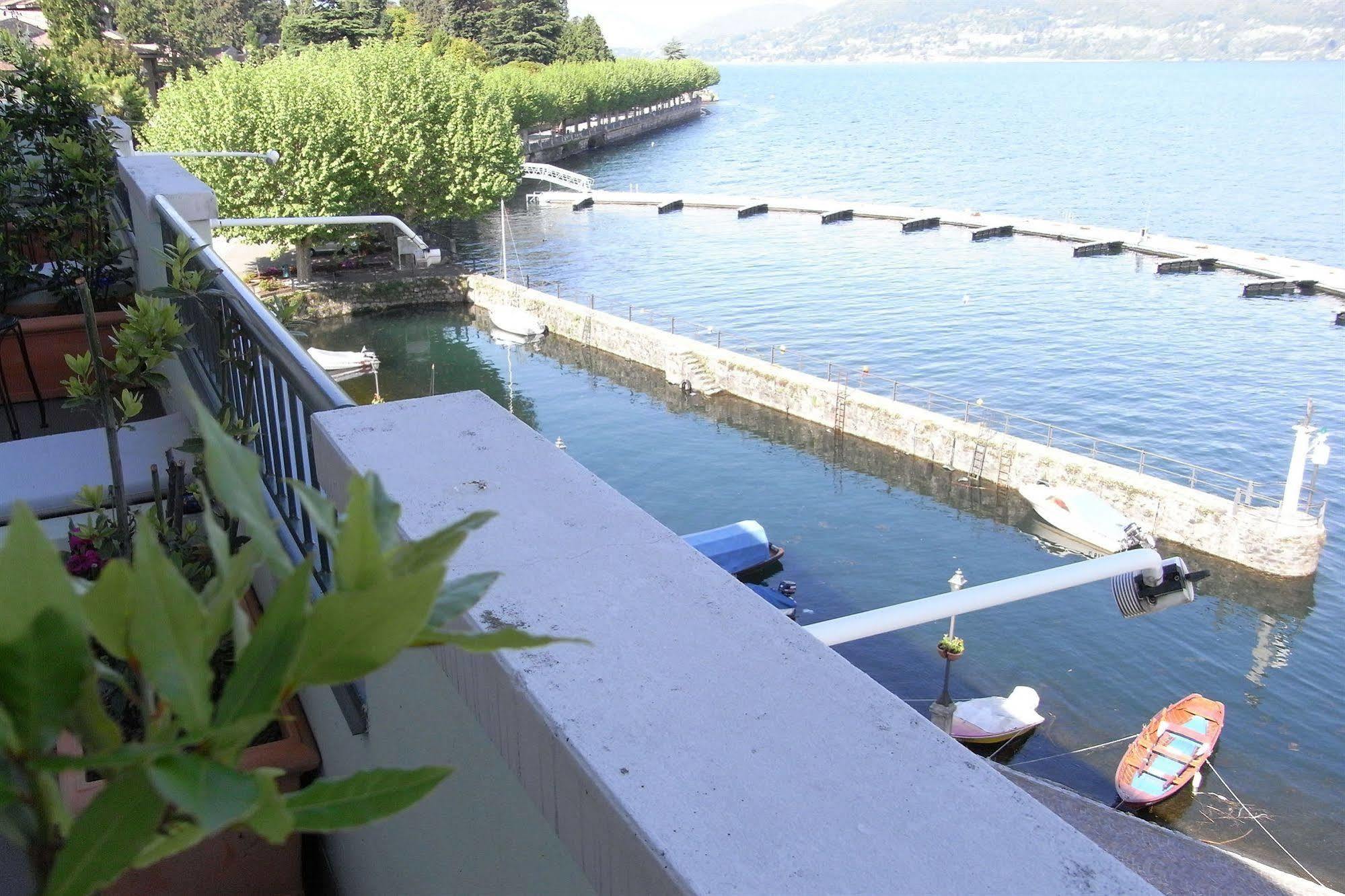 Albergo Del Sole Porto Valtravaglia Eksteriør billede